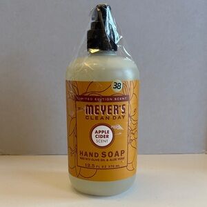 Mrs. Meyer's Clean Day Apple Cider Hand Soap